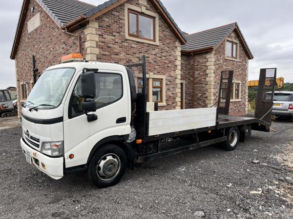 HINO BEAVERTAIL RECOVERY TRUCK BEAVERTAIL